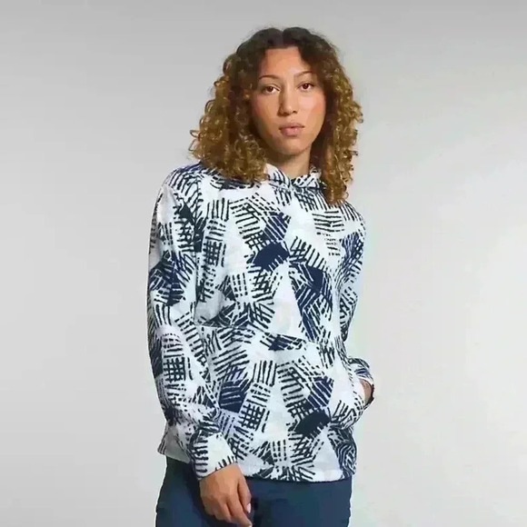 The North Face Women’s Fleece Hoodie, Small - Picture 11 of 15